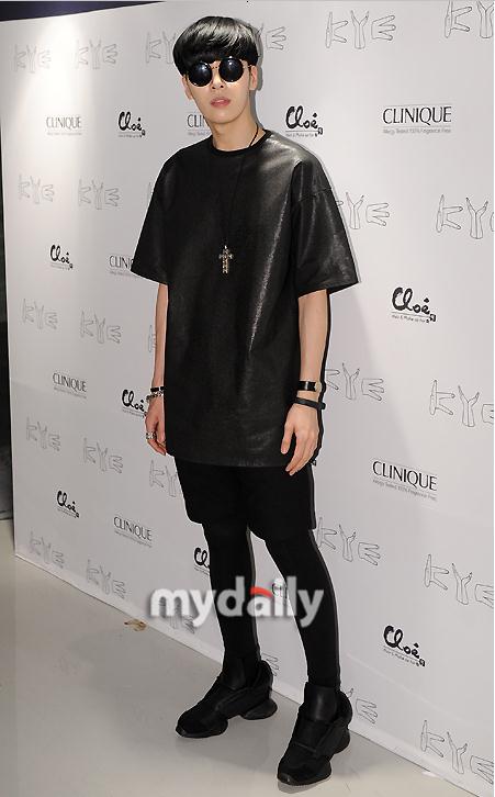 Photo ノ ミヌ ソウルファッションウィーク に出席 カリスマ性溢れるロッカー Kstyle