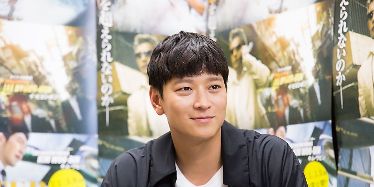 韓国カン・ドンウォン卓上カレンダー カン・ドンウォン、ナチュラルな日本語に大反響！「MASTER/マスター