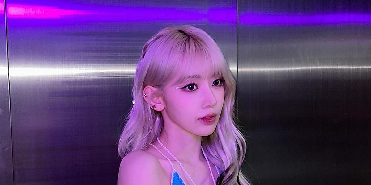 LE SSERAFIM 宮脇咲良「M COUNTDOWN」で着用も！編み物のプロ級