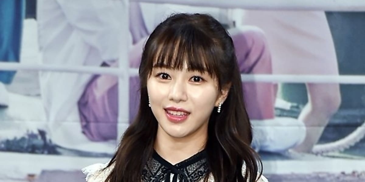 AOA出身ミナ、直筆手紙でいじめ疑惑に言及「遺書にソリョンの名前を