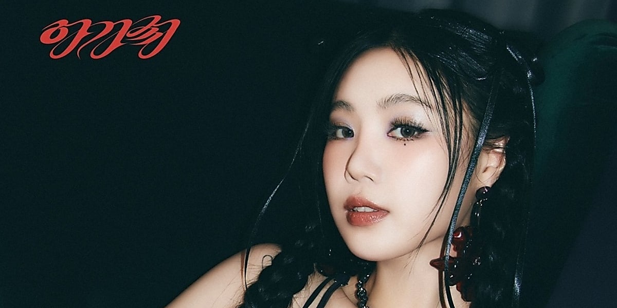 Soojin, former member of (G)I-DLE, teases her upcoming solo debut with concept photos and tracklist for 1st EP "Miss". Showcasing her allure through various outfits, she offers a diverse range of music, including the title track "Miss" and five other songs.