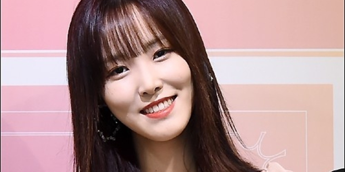 GFRIEND ユジュ トレカ O 封入 2 - メルカリ