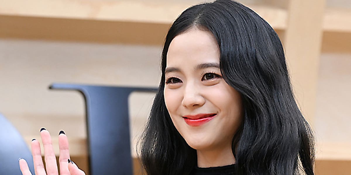 Blackpinkジス BLACKPINK ジス、三つ編みヘアで…愛らしい魅力の近況ショット