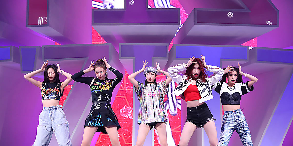 REPORT】ITZY、日本デビュー決定の瞬間をリアルに再現！？初イベントで