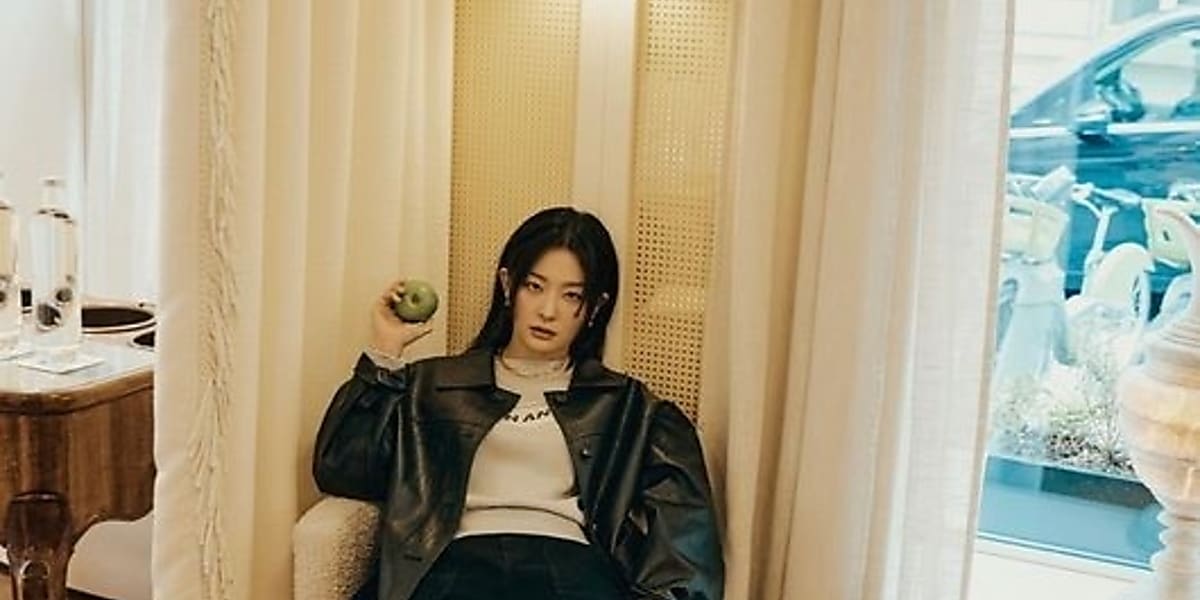 Red Velvet's Seulgi stuns in a Paris photoshoot for "WWD KOREA" April issue, showcasing various styles and expressing her aspirations.