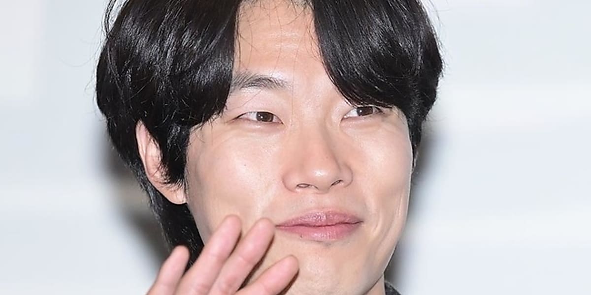 【PHOTO】リュ・ジュンヨル＆チョ・ユンソ＆キム・ソンチョルら、映画「梟―フクロウ―」舞台挨拶に出席 Kstyle