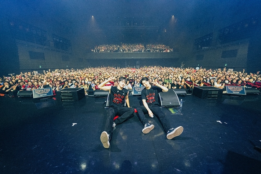 N․Flying、ボーカル2人で約1年ぶりの日本単独ライブ「軍隊にいる3人とファンを繋ぐステージ」 - Kstyle