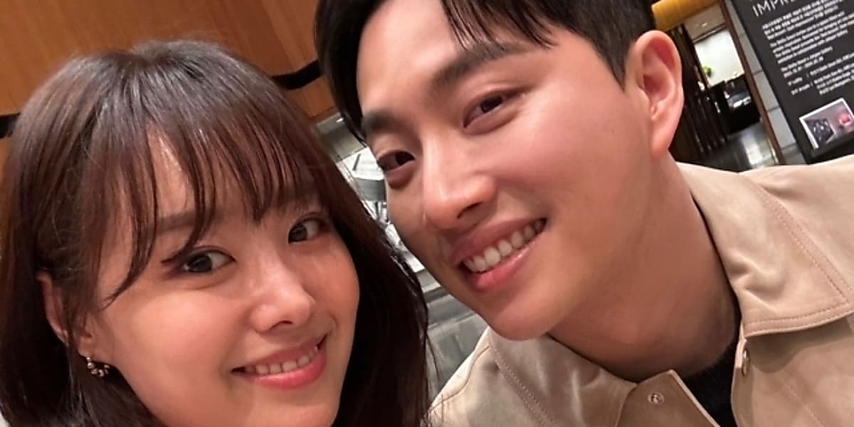 Jiun from Secret and YouTuber Park Wi are getting married. Jiun announced the news of their marriage through her Instagram on the 12th.
