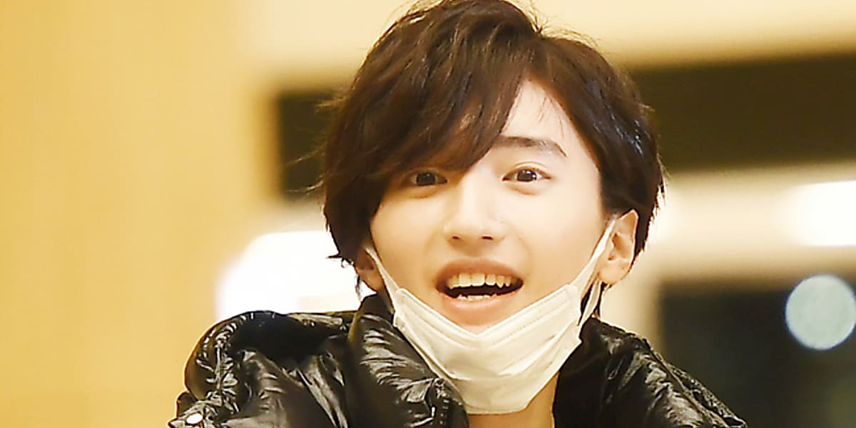 【PHOTO】なにわ男子 道枝駿佑、韓国での映画プロモーションを終えて帰国…見送るファンに笑顔で挨拶(動画あり) Kstyle 【PHOTO】なにわ男子 道枝駿佑、韓国での映画プロモーションを終えて帰国…見送るファンに笑顔で挨拶(動画あり) Kstyle