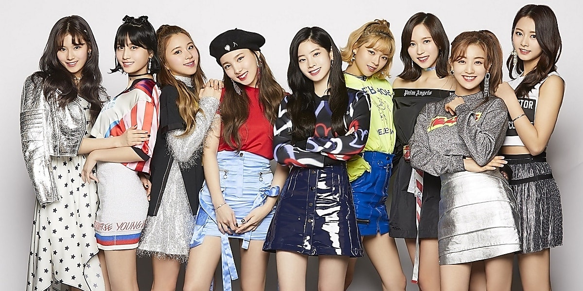 TWICE 全員サイン入り 映画センセイ君主 TWICE、映画「センセイ君主」主題歌を担当！主演の竹内涼真も“一緒に