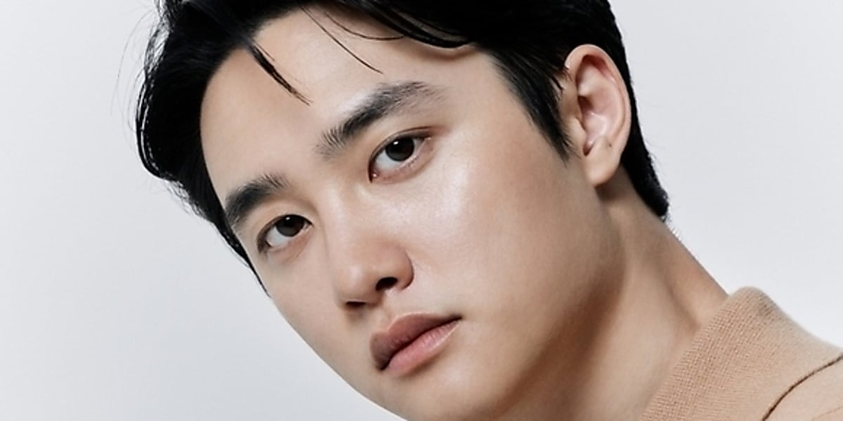 EXO's D.O. opens official X in Japan, greets fans in Japanese, and plans to engage with them through the platform.