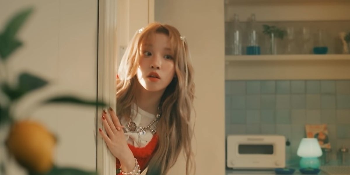 (G)I-DLE's Ugi boosts excitement for solo debut with snippet of 1st mini album "YUQ1" featuring various artists.