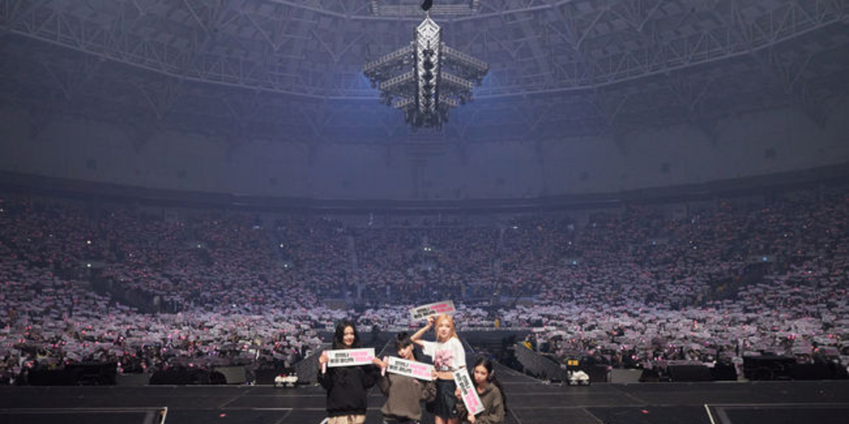 BLACKPINK ジェニー ワルツ ライブ ソウルコン 会場限定 トレカ A blackpink ジェニ ワルツ ソウルコン 会場限定トレカ - メルカリ