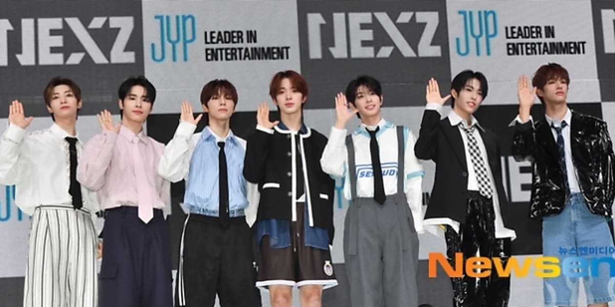 韓国限定 xikers サイコス デビュー ショーケース トレカ ヒョヌ xikers ヒョヌの通販 by ⭐︎在庫確認お願いします。｜ラクマ