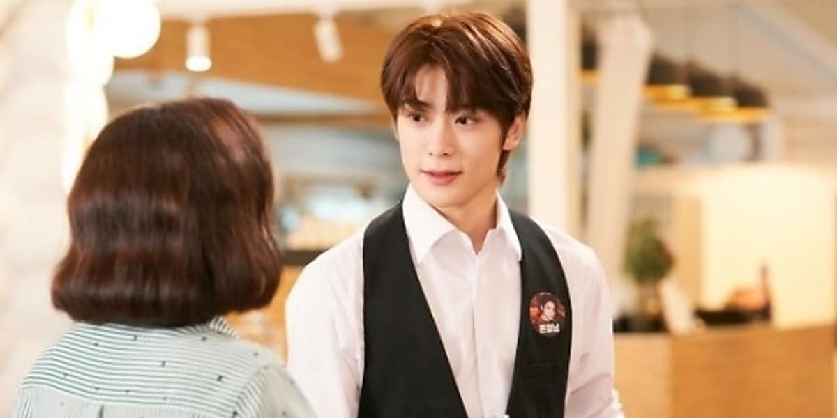 NCT 127、カフェ店員から彼氏まで「SNL KOREA」で初めてコントに挑戦 