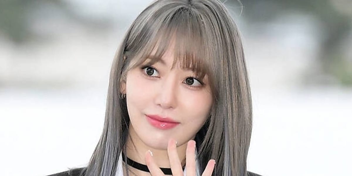 LE SSERAFIM 宮脇咲良、体調が回復…本日のファンサイン会に出席 - Kstyle