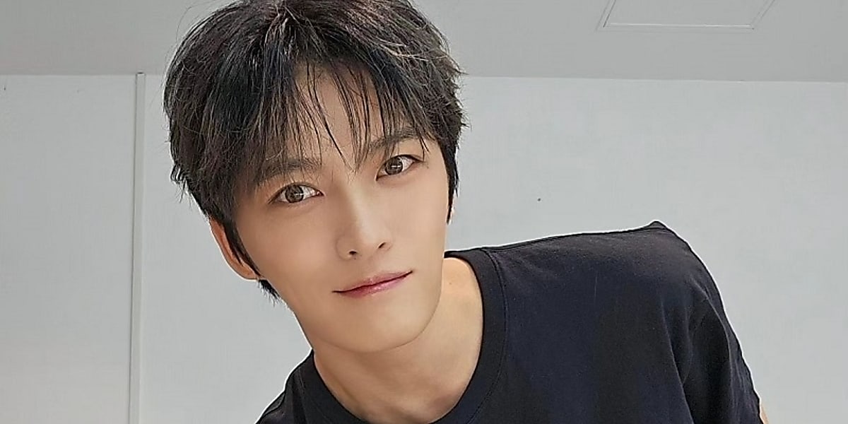 ジェジュン、彼女から指輪のプレゼント！？ファンへの愛情表現が話題に - Kstyle