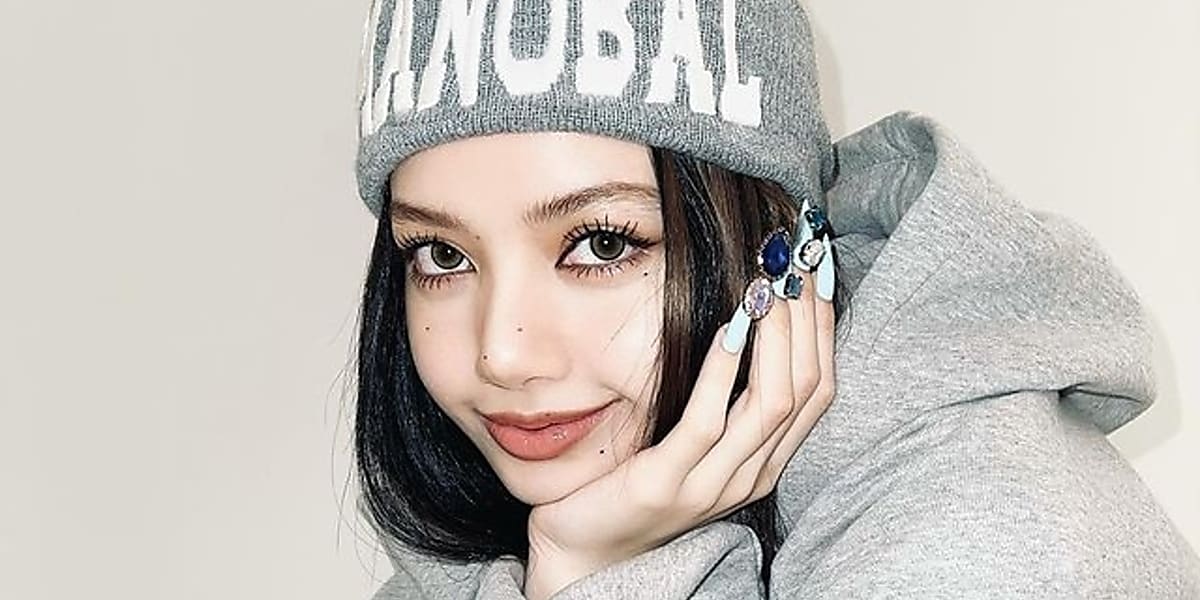 BLACKPINK LISA リサ LIMITED ED CAP 327人のみ BLACKPINK LISA リサ LIMITED ED CAP 327人のみ LISA, Queen of
