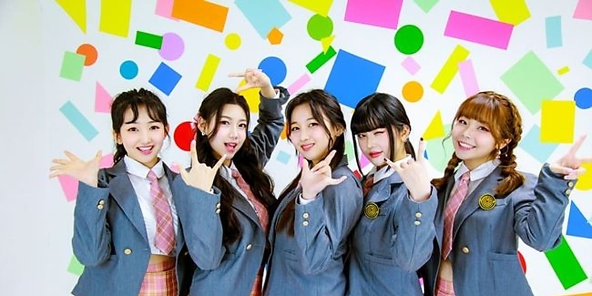 “日本人メンバーが新加入”Busters、タイトル曲「Futt」MV公開…少女たちの初恋を表現 - Kstyle