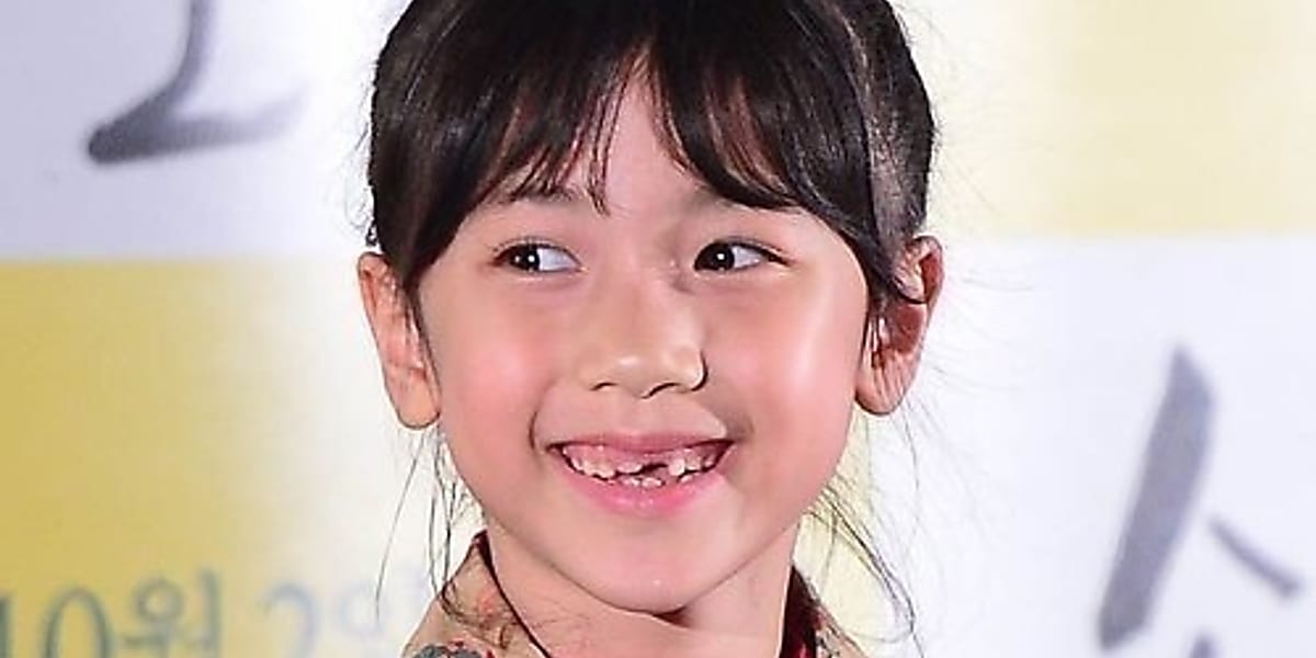 イ・レ「幸せを伝える子役になりたい」…北京国際映画祭で助演女優賞を受賞した感想を語る - Kstyle
