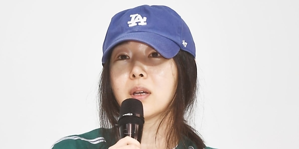 Min Hee-jin reveals the truth about NewJeans and their relationship with HYBE in a press conference, hinting at legal action.