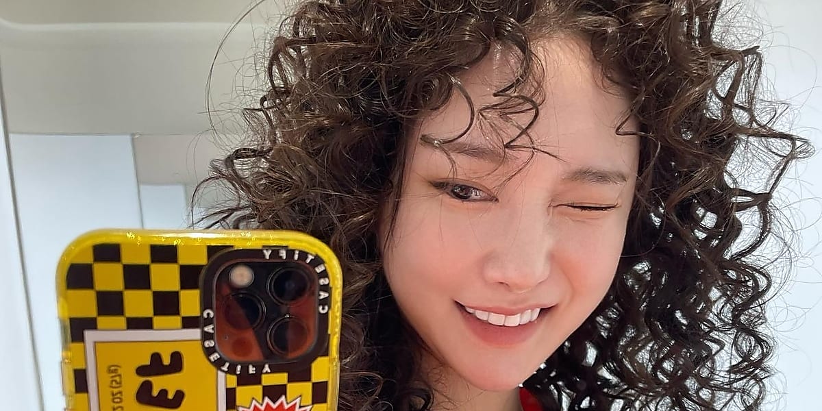 Brave Girls ミニョン、パーマヘアに驚き！大胆な変身が話題に - Kstyle