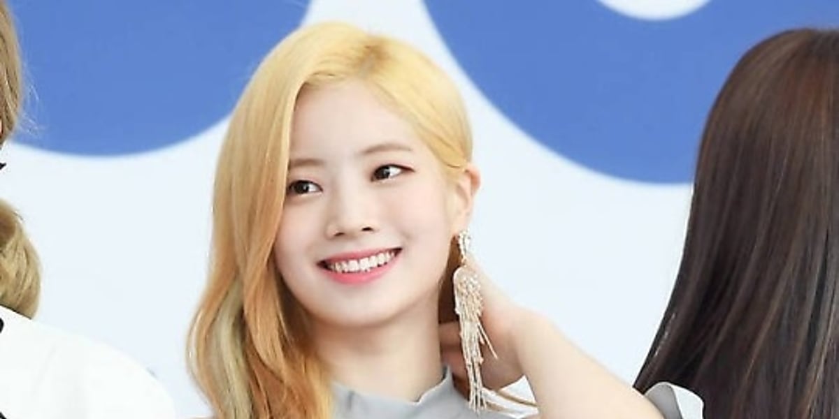 TWICE ダヒョン、25日放送の「音楽中心」でスペシャルMCに抜擢！ナヨン