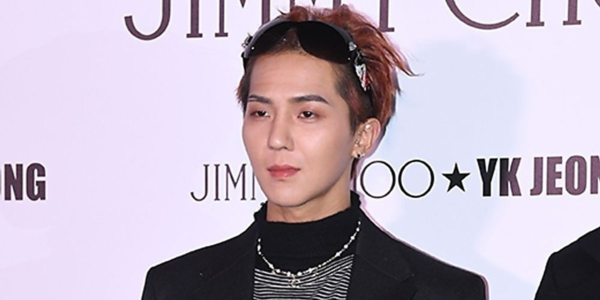 Amazon.co.jp: ミンホ直筆サイン入り2Lサイズ写真‥Choi Min-ho