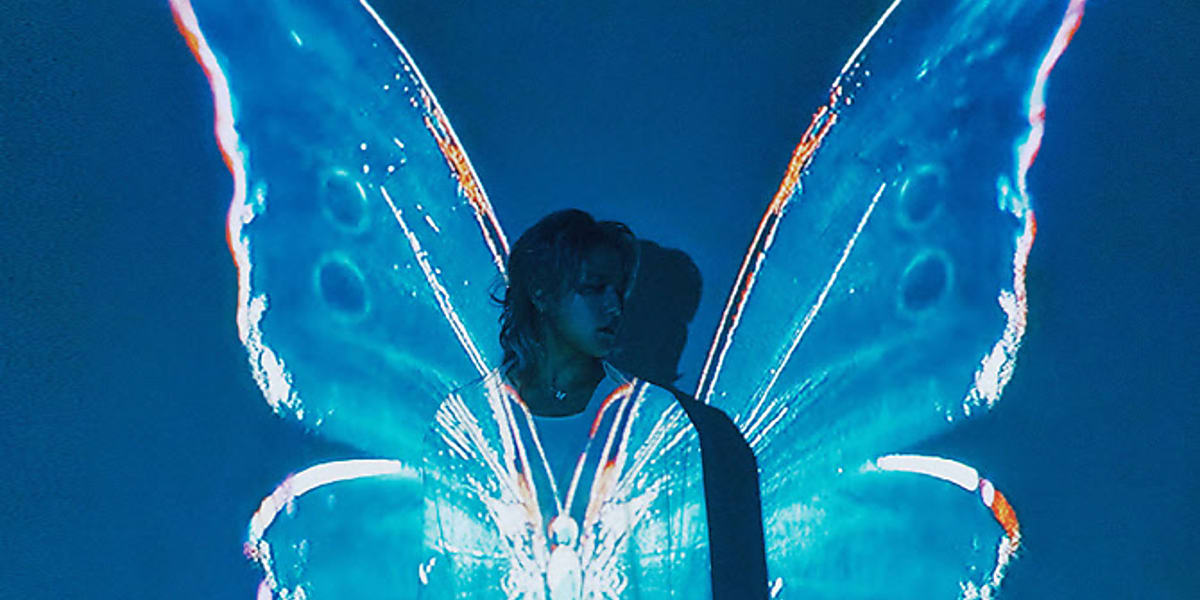 iKONのドンヒョクがソロデビューし、先行公開曲「久しぶり」のミュージックビデオを公開。パク・ナオンとの恋愛を描く。