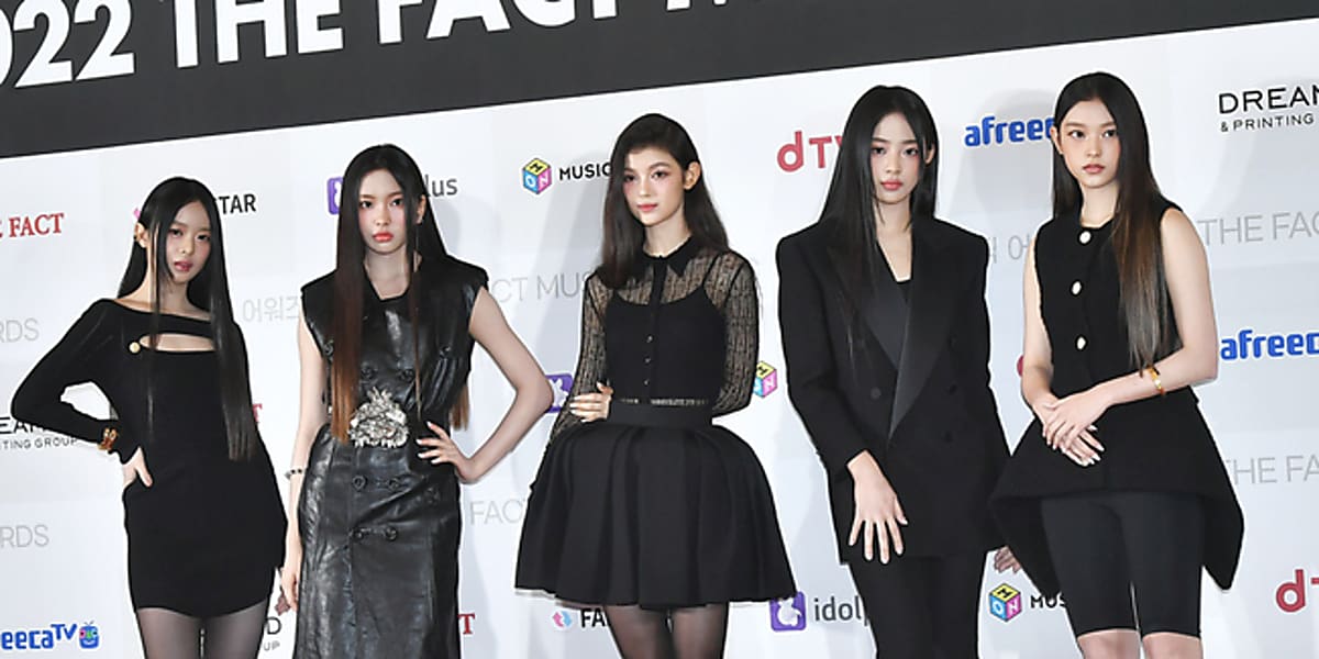 PHOTO】NewJeans「2022 THE FACT MUSIC AWARDS」レッド