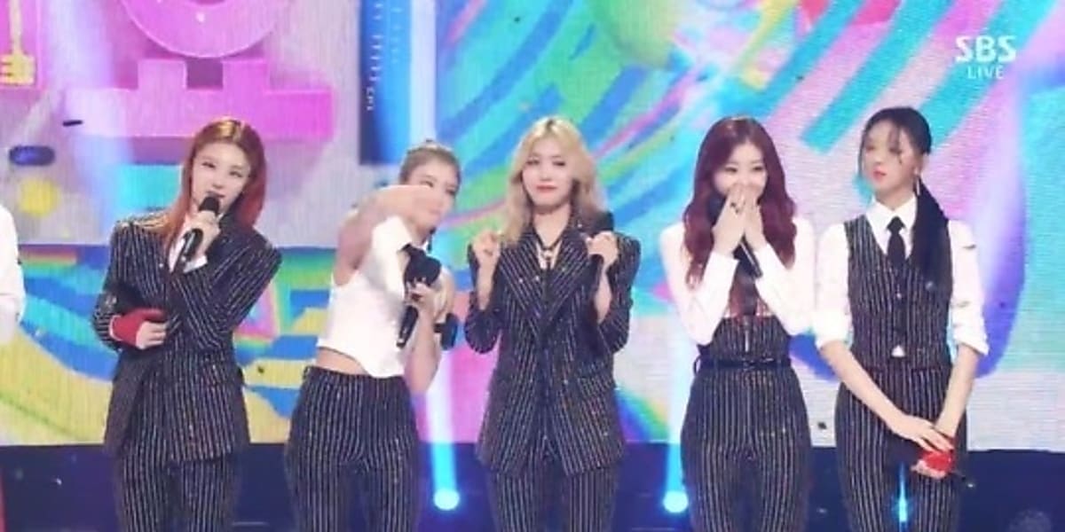 ITZY KWAVE K-WAVE 人気歌謡 SBSトレカ チェリョン