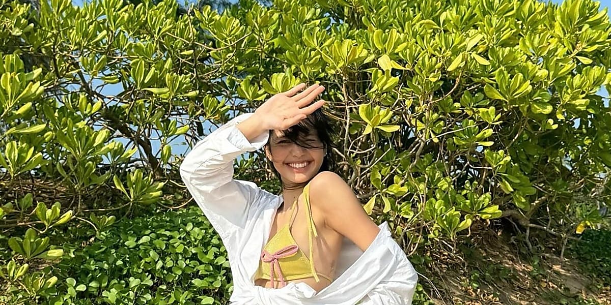 Lisa from BLACKPINK posts refreshing bikini photos on Instagram, showing her daily life and announcing her personal label LLOUD.
