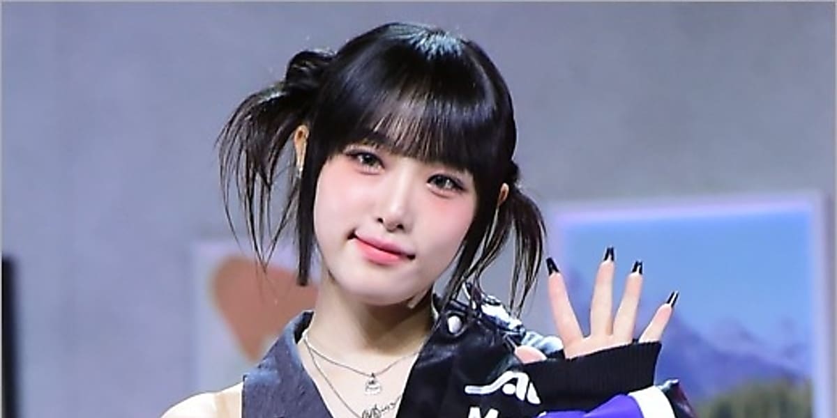 IZ*ONE イェナ 韓国 ポップアップ 限定 マフラー IZ*ONE出身のカッコかわいいK-POPガールソロアーティストYENA