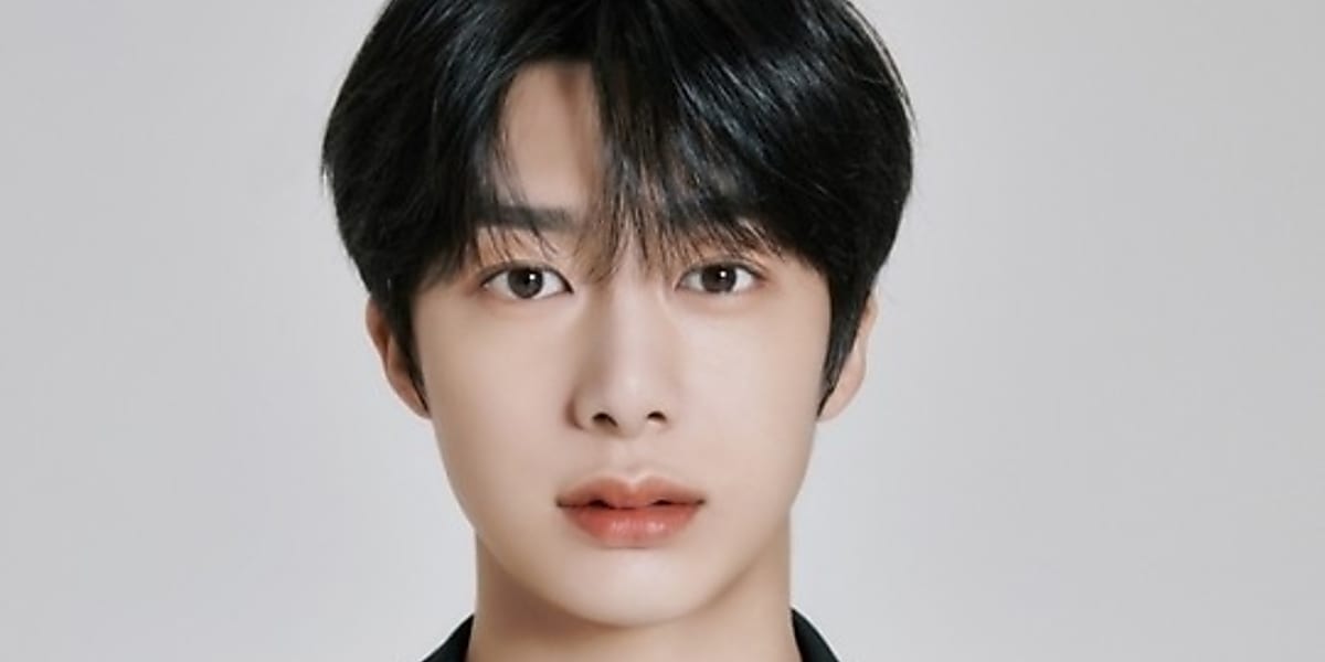 MONSTA X FOLLOW サノク ポラロイド ヒョンウォン MONSTA Xヒョンウォン、除隊後初の公式活動は「ASEA 2025」MCに