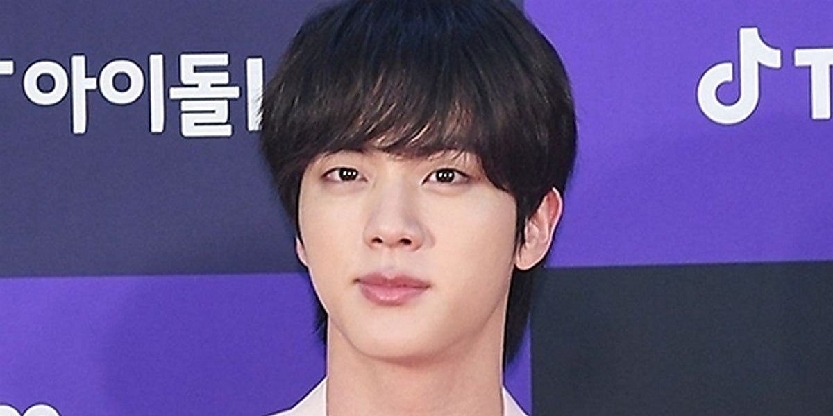 Jin of BTS conveys New Year's greeting, asks fans to wait a few months, raises expectations for resumption of activities