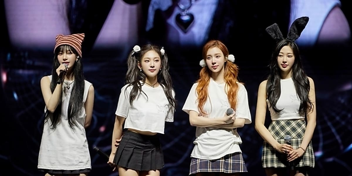 24時間以内発送！】aespa Complex LA限定 TシャツM・バンダナ aespa