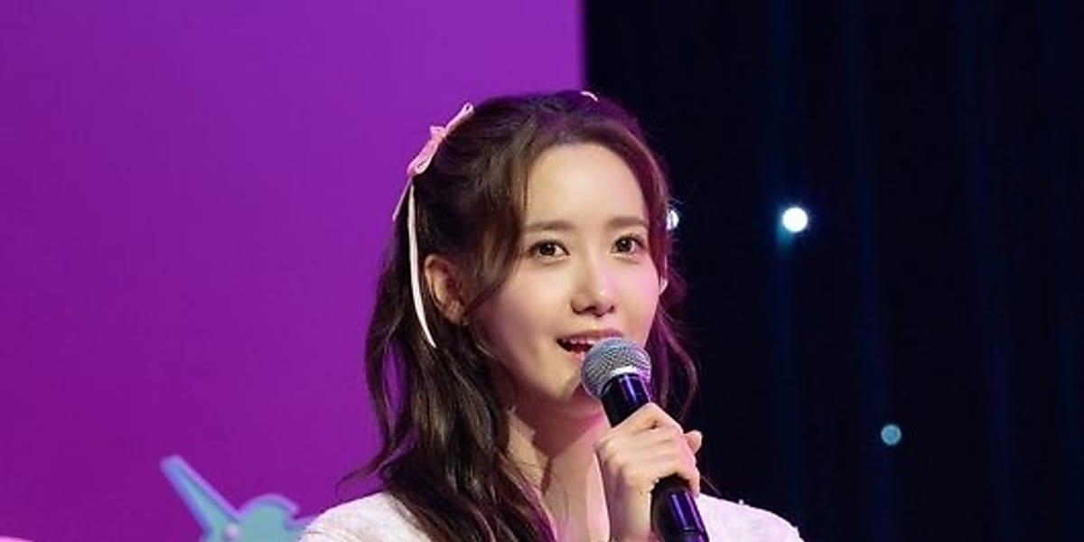 Yoona's Seoul performance marked the start of her Asian fan meeting tour, featuring special moments with fans and surprise guest appearances.