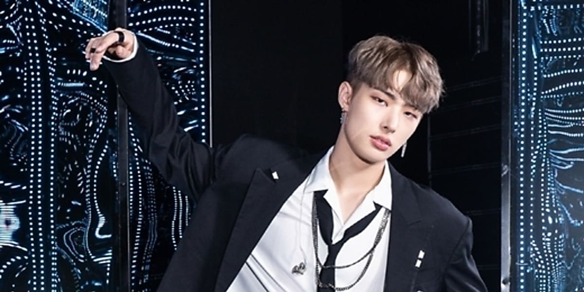 ATEEZのMINGI、活動中断から8ヶ月…グループ復帰を発表！完全体で