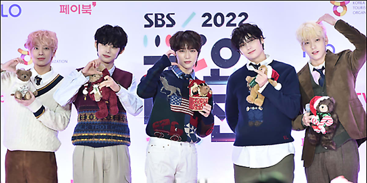 TXT 韓国 歌謡大典 SBS サノク セット全員5枚 TOMORROW X TOGETHER