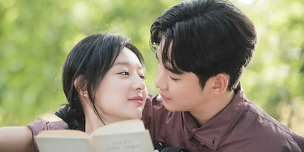 tvNドラマ「涙の女王」のビハインドカットが公開。キス寸前のキム・スヒョンとキム・ジウォンの姿が話題。