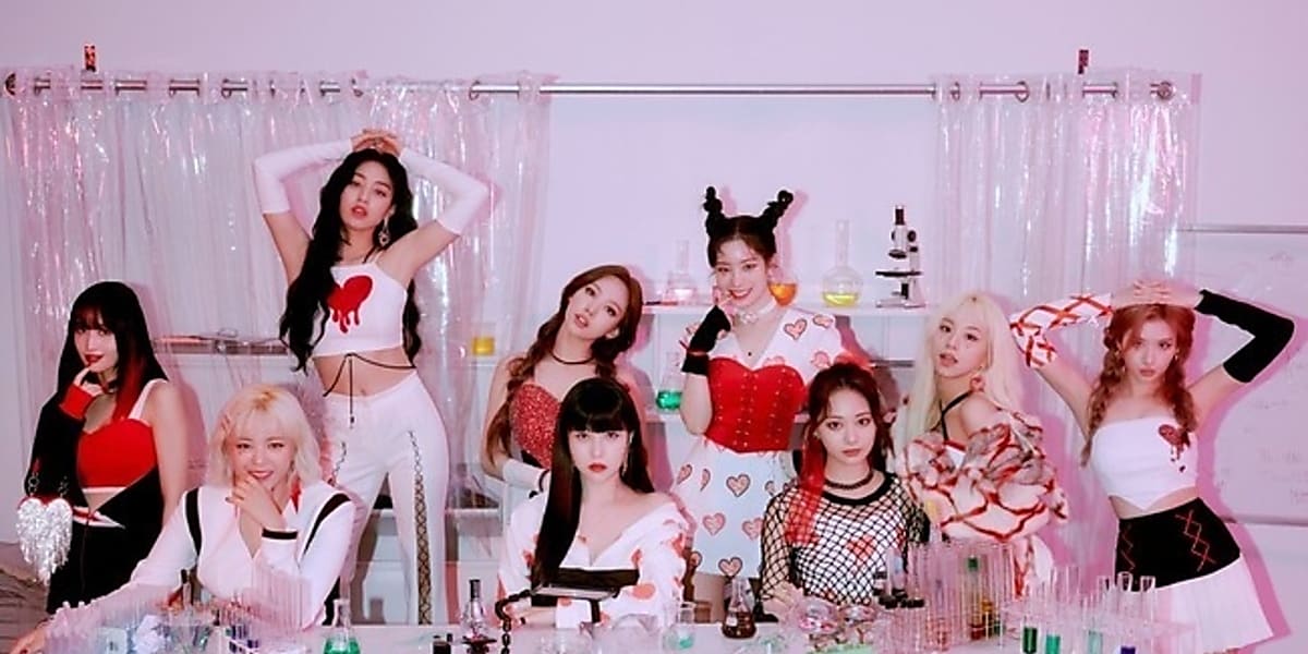 TWICE 