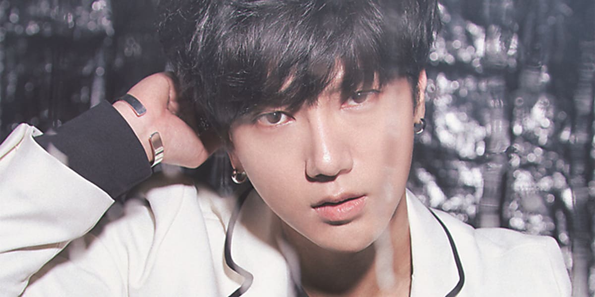 SUPER JUNIOR イェソンがLINE LIVEを1日ジャック！吹越満と「さしめし